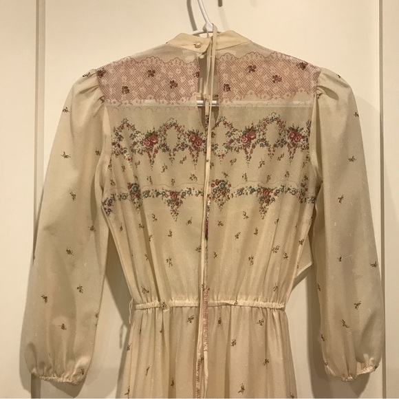 Vintage floral sheer dress - Picture 5 of 9